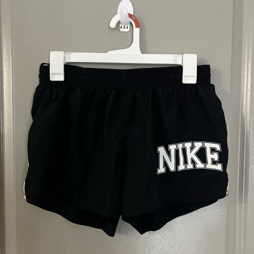 Sri-fit Nike lightweight running shorts